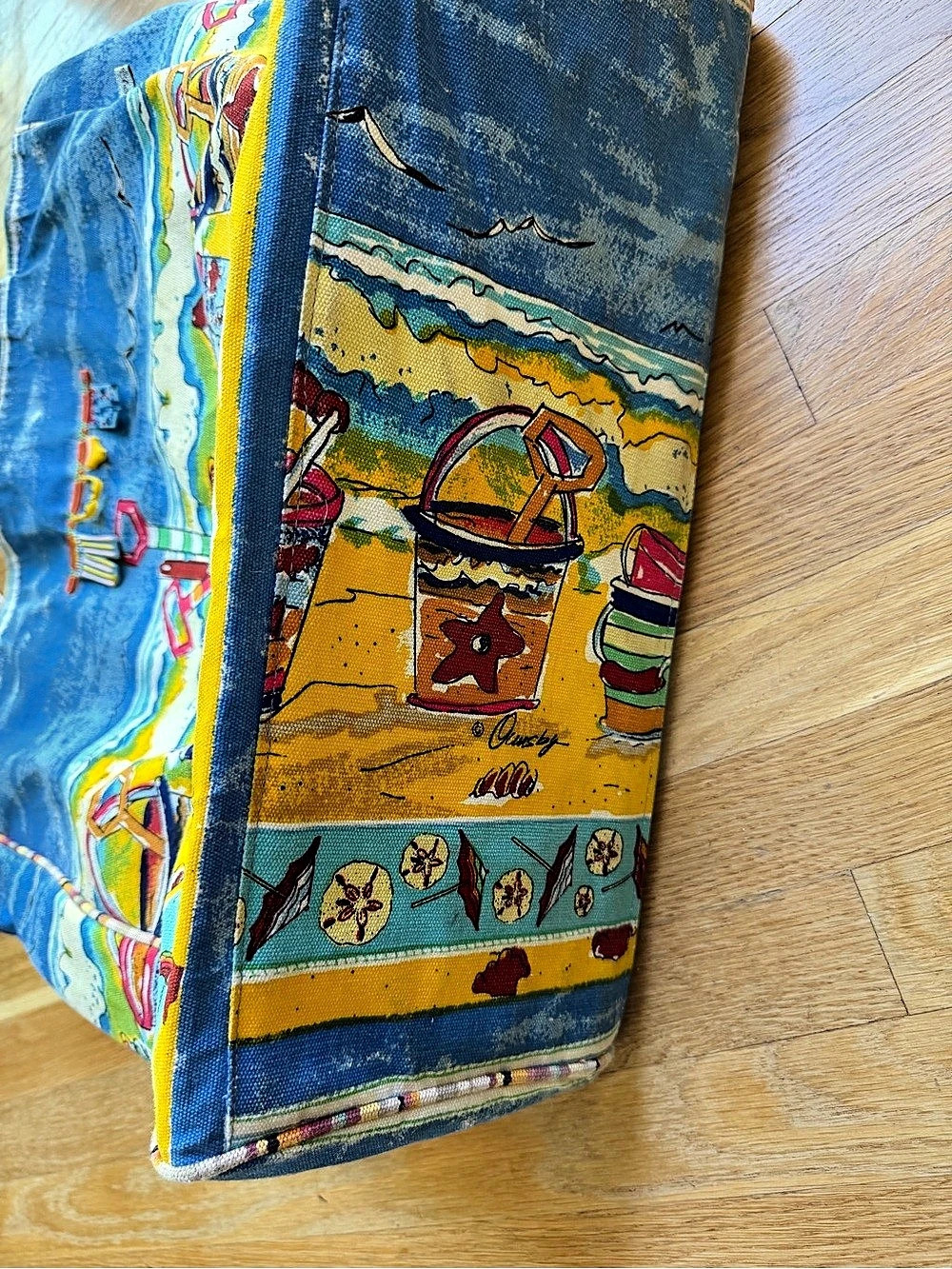 Vintage Quasby Hanging Swimsuits Beach Print Tote in Blue & Yellow - Picture 6 of 7